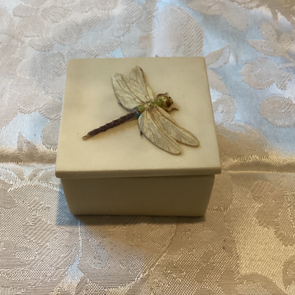 Dragonfly Keepsake Box - Cream